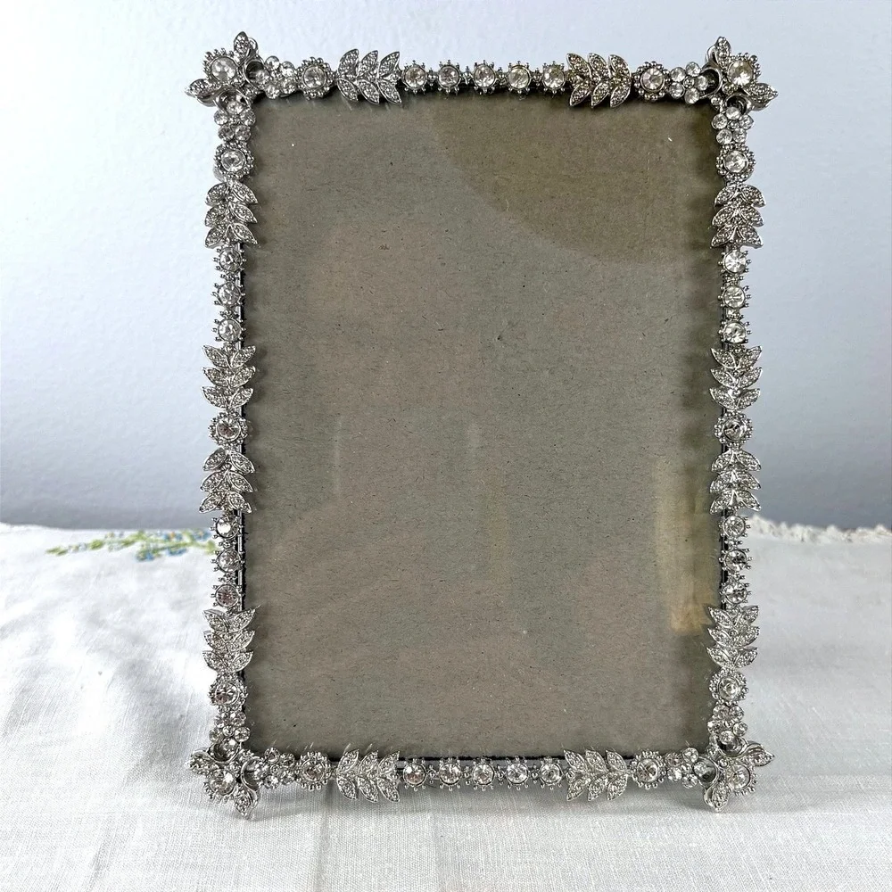 Tahari Home Silver Rhinestone Leaf Picture Frame 5x7 Jeweled Tabletop Decor